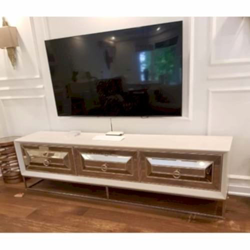 Neptün Model Tv Altı