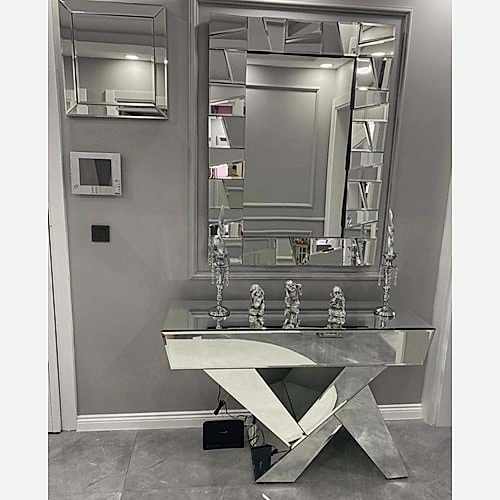 Asimetrik Model Aynalı Dresuar Takım