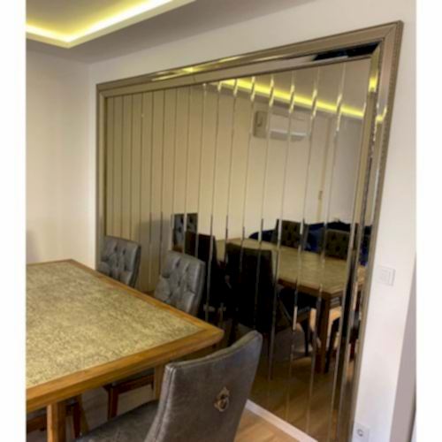 İki Açılı Boncuk Çerçeveli Bronz Dikey Ayna